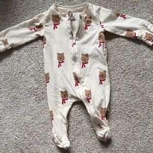 GAP Cream Bear Print Kids Footie